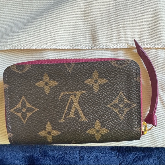 LOUIS VUITTON Monogram Zippy Multicartes - Picture 2 of 10